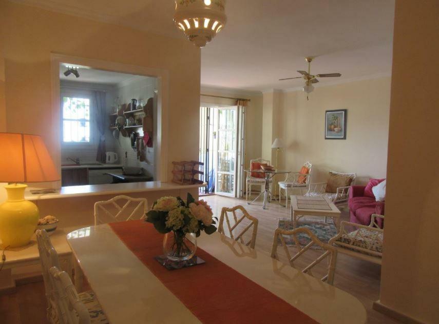 Apartment In El Paraiso - Near Puerto Banus 에스테포나 외부 사진